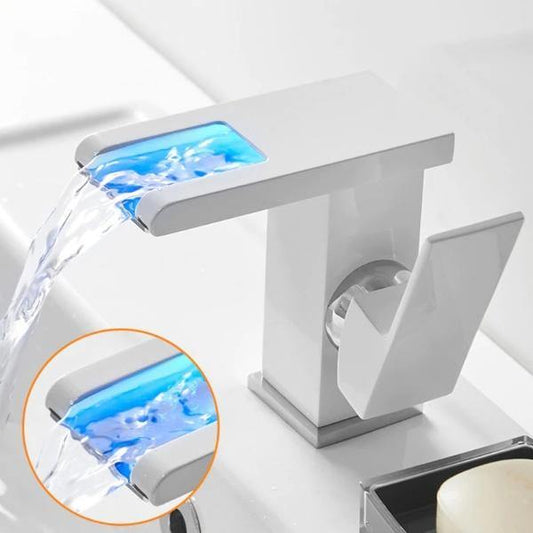 Water Temperature Sensitive LED Bathroom Faucet - MaviGadget