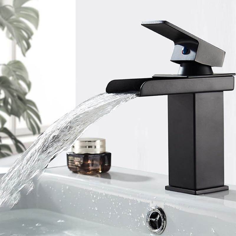 Water Temperature Sensitive LED Bathroom Faucet - MaviGadget